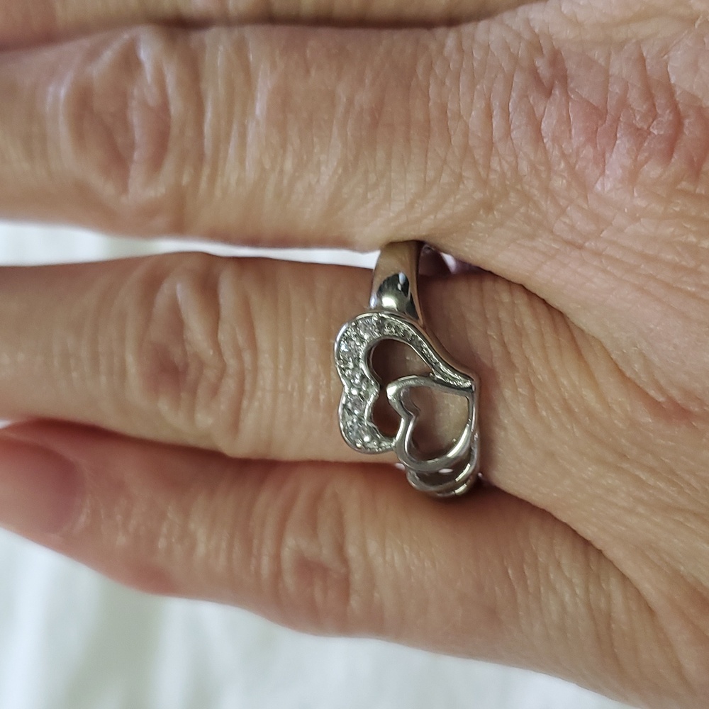 Stainless steel‎ heart ring